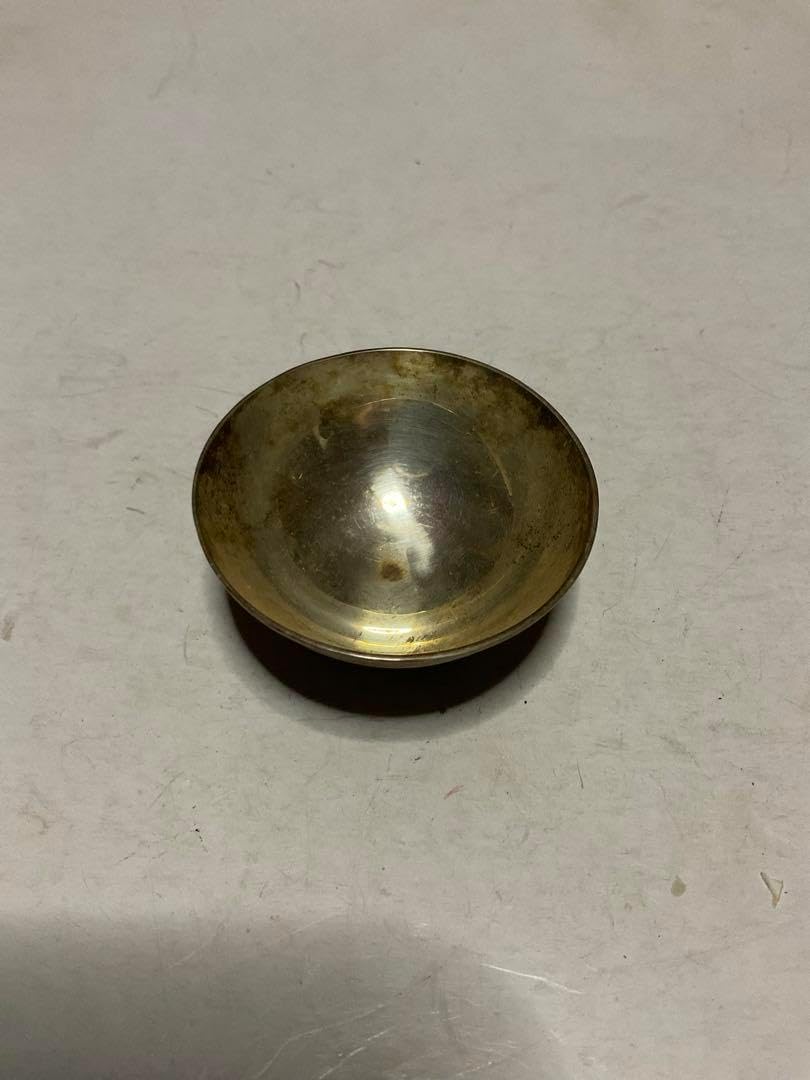 純銀盃／桐箱入り。一松齊・松平銭之助。純金銀美術品調製所・名古屋市中區矢場町。 純銀盃 桐箱入り 一松齊・松平銭之助純金銀美術品調製所 名古屋市中區